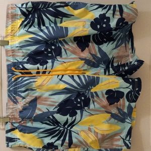 SWIM TRUNKS
